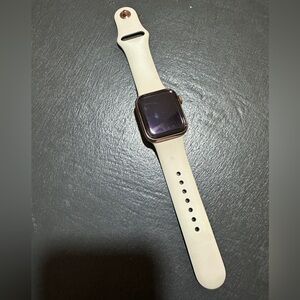 Apple Watch Series 4 Gold Titanium